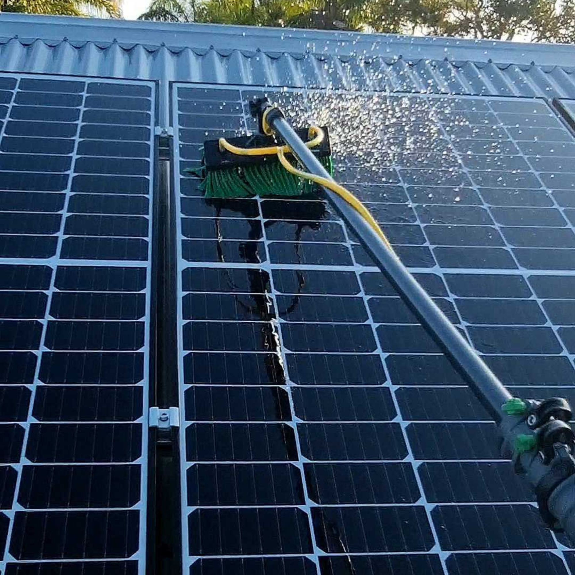 Solar panel cleaning maintenance service