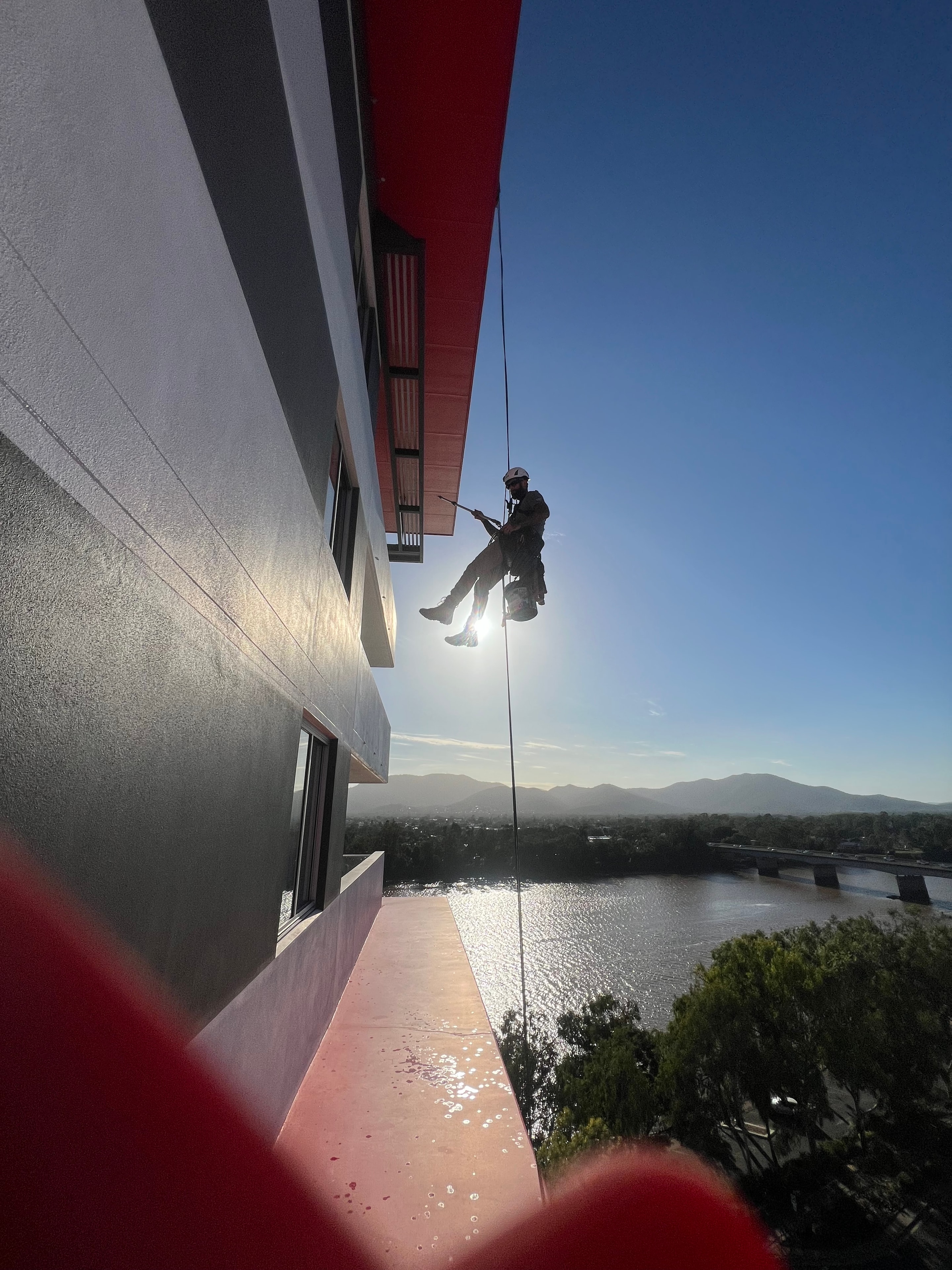Airbnb exterior cleaning service